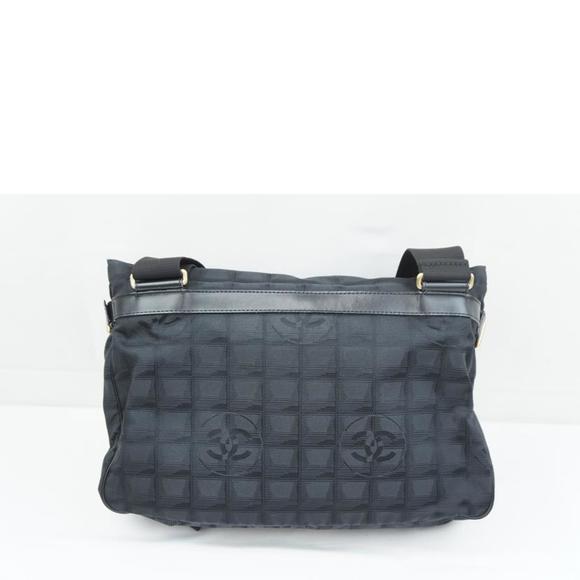 Chanel Black Bag Line Messenger - Picture 1 of 9